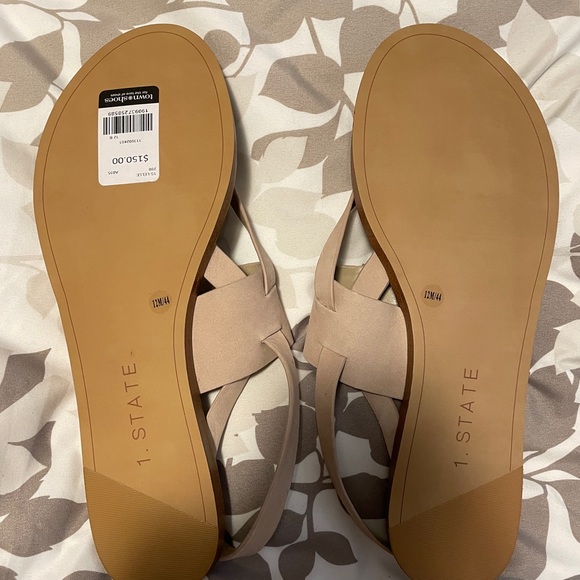 🌟BRAND NEW🌟 Size 12 Tan Sandals - Picture 2 of 10